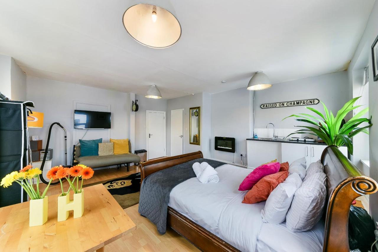 Bob Marley Studio - Shoreditch Near Liverpool Street 런던 외부 사진